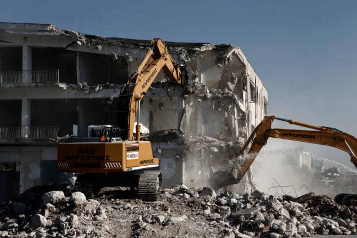 Safety Tips for Miami Demolition Sites